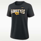 Playera universitaria Nike para mujer Iowa Arch Logo