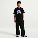 Nike Sportswear Older Kids' T-Shirt