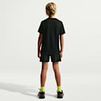 Nike Miler Dri-FIT Genç Çocuk Antrenman Şortu