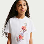 Nike Sportswear Big Kids' (Girls') T-Shirt