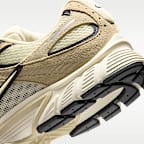 Tenis para hombre Nike V5 RNR Suede