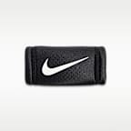 Nike Dri-FIT Football Chin Shield