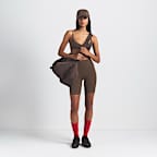 Shorts de ciclismo de 18 cm de cintura alta para mujer NikeSKIMS Matte