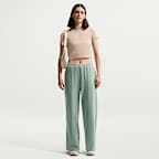 T-shirt recortada Nike Sportswear Chill Knit para mulher