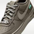 Nike Air Force 1 Tech Essential Schuh (ältere Kinder)