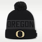 Oregon Alt Peak Men's Nike College Cuffed Pom Beanie