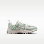 Nike Vomero 5 大童反光裝飾鞋款