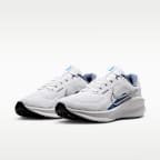 Tenis de correr en pavimento para hombre Nike Downshifter 13