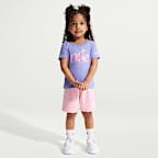 Playera con gráfico para niños talla pequeña Nike Sportswear