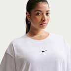 Nike Sportswear Classic Women's Oversized T-Shirt (Plus Size)