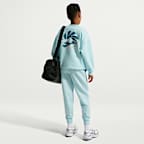 Joggers de futbol Nike para niños talla grande Erling Haaland de tejido Club Fleece