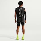 เสื้อยืดวิ่งแขนกุดทรงหลวมผู้ชาย Nike