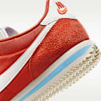 รองเท้าผู้หญิง Nike Cortez Textile