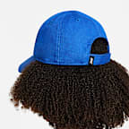 Gorra Futura con visera curva para niños talla pequeña Nike