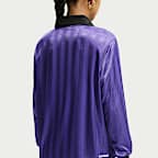 Nike Victory 系列女款 Dri-FIT 寬版足球長袖球衣