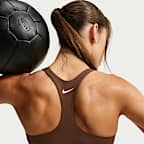 Damski stanik sportowy z wkładkami zapewniający średnie wsparcie Nike Pro Sculpt