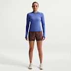 Nike Universa aansluitende Dri-FIT damestop met capuchon en lange mouwen