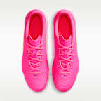 Tacos de futbol para pasto sintético (turf) de corte low Nike Tiempo Maestro Club