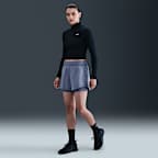 Shorts 2 en 1 Dri-FIT de tiro alto de 8 cm para mujer Nike One