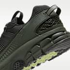 Tenis acondicionados para el invierno para hombre Nike Zoom Vomero Roam