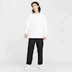 เสื้อยืดแขนยาวผู้ชาย Nike Sportswear Premium Essentials