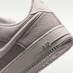 Buty męskie Nike Air Force 1 '07 LV8
