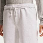 Pantalon à ourlet ouvert Nike Sportswear Studio Fleece pour fille