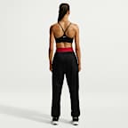 Bra deportivo ajustable con almohadillas de baja sujeción para mujer Nike Indy
