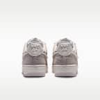 Buty męskie Nike Air Force 1 '07 LV8
