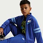 Conjunto deportivo de 2 piezas oversized Dri-FIT para niños talla pequeña Nike Sportswear In The Zone