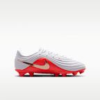 Chaussure de foot basse ado à crampons multi-surfaces Nike Jr. Tiempo Maestro Academy