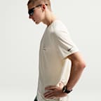 Playera de correr de manga corta Dri-FIT ADV para hombre Nike Stride