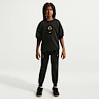 Kylian Mbappé Club Fleece Older Kids' Nike Football Oversized Crew Neck
