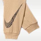 Nike Sportswear In The Zone Baby (12-24M) 2-Piece Oversized French Terry Pullover Set