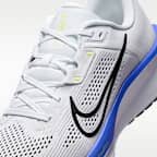 Tenis de correr en pavimento para hombre Nike Quest 6