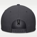 Gorra estructurada de visera cuadrada para hombre Nike Statement Dri-Fit Pro New York Yankees
