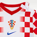 Conjunto de três peças de futebol Replica Nike Croácia 2026 para bebé