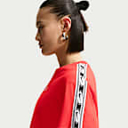 Nike Sportswear Classic Women's Loose Cropped T-Shirt