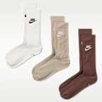 Nike Sportswear Everyday Essential Crew Socks (3 Pairs)
