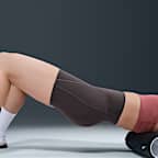Shorts de ciclismo de tiro alto de 13 cm sin costura frontal para mujer Nike Universa