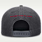 Gorro ajustable Nike de la NFL de los Tampa Bay Buccaneers Primetime Pro para hombre
