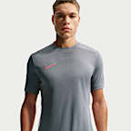 Playera de futbol de manga corta Dri-FIT para hombre Nike Academy