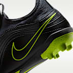 나이키 주니어 티엠포 마에스트로 클럽 MG 로우 탑 클리트 축구화