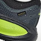 나이키 보메로 18 GORE-TEX 남성 생활 방수 로드 러닝화, 반사 디자인 포인트