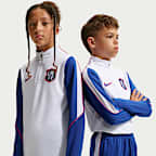 Chelsea F.C. Strike Third Older Kids' Nike Dri-FIT Football Knit Drill Top