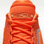 Chaussure de basket LeBron XXIII FK