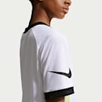 Κοντομάνικη μπλούζα Dri-FIT Nike Multi για μεγάλα αγόρια