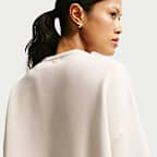 Nike 24.7 ImpossiblySoft Oversize-Rundhalsshirt mit Dri-FIT-Technologie (Damen)