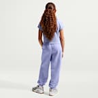 Nike Sportswear Club Fleece Older Kids' Loose Trousers