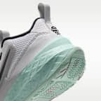 Nike Team Hustle D 12 Little Kids' Shoes